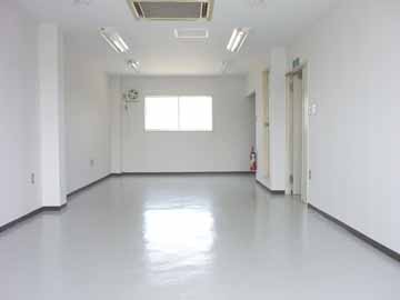 ���s���򒆉��Q���ڂ̒��ݑq�ɕt�������̎����ʐ^