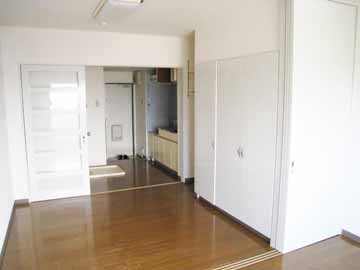 ���݃}���V�������s�{���敟�Z���̕����ʐ^